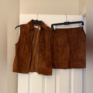 Vintage Ann Taylor suede (real) skirt and matching vest. Camel color. Size XS